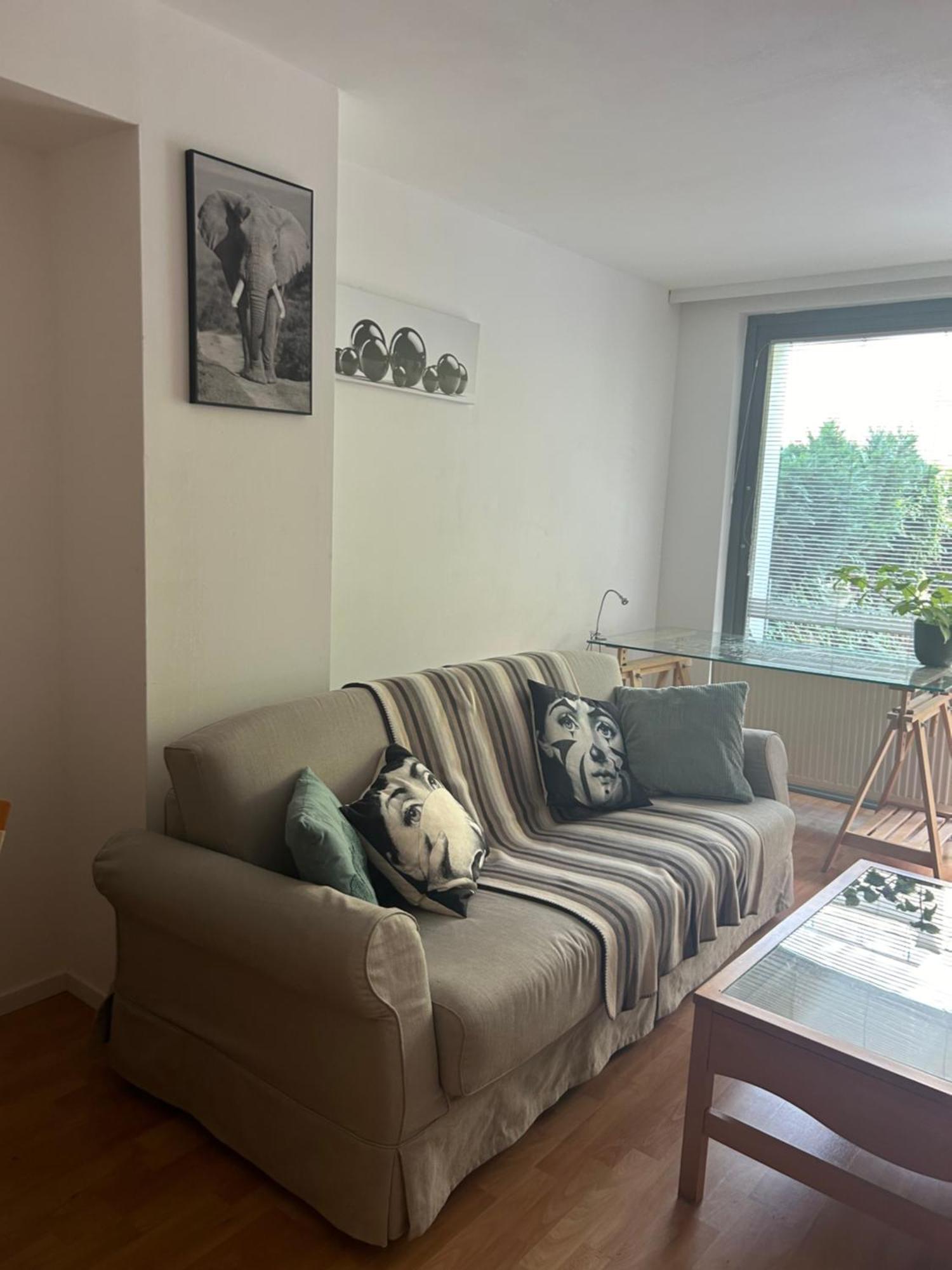 Mit Logia Und Kleinen Garten In Zentraler Lage 2 Apartament