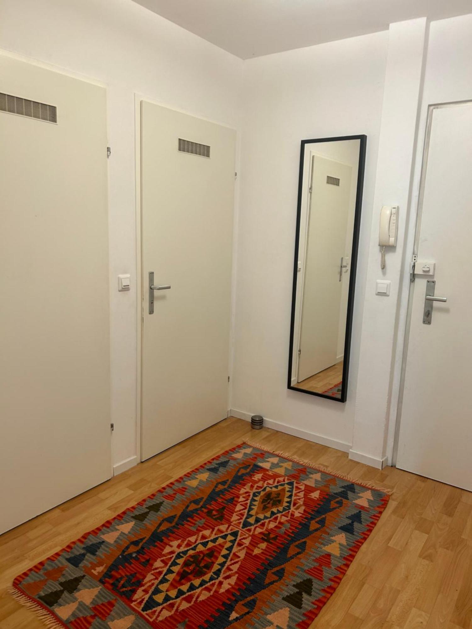 Apartament Mit Logia Und Kleinen Garten In Zentraler Lage 2 Viena